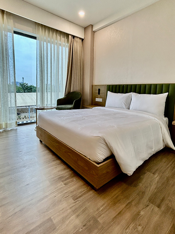 4 star hotels in gurgaon sector 29