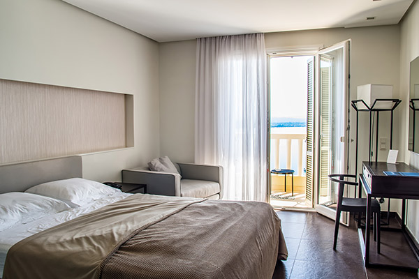 Hotel By Park